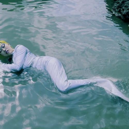 La Pink Night Preview di Far East Film Events al Teatro Palamostre con l’installazione video sonora di Betty Apple e la musica della sound artist millacau venerdì 25 aprile