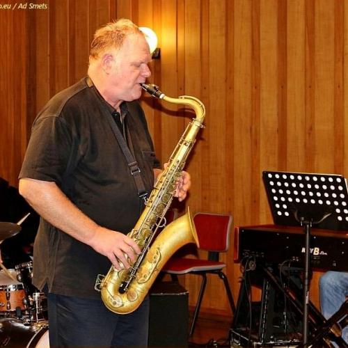 HAMMONK SHPERE TRIO presenta Il suono dell'organo Hammond e il sordo urlo di Monk