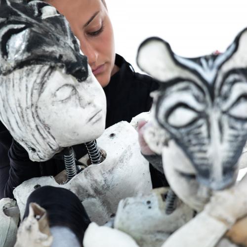 Marta Cuscunà con Il canto della caduta per l'ultimo appuntamento della stagione Teatro Pasolini