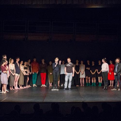 Torna WhatWeAre, la piattaforma avviata a Udine dall’Associazione Danza e Balletto (ADEB), con la direzione artistica di Elisabetta Ceron e Massimo Gerardi: domenica 5 maggio ore 17.30 al Teatro S.Giorgio di Udine