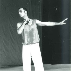 FRONTIERE<br>Yip Yip and the 20th Century